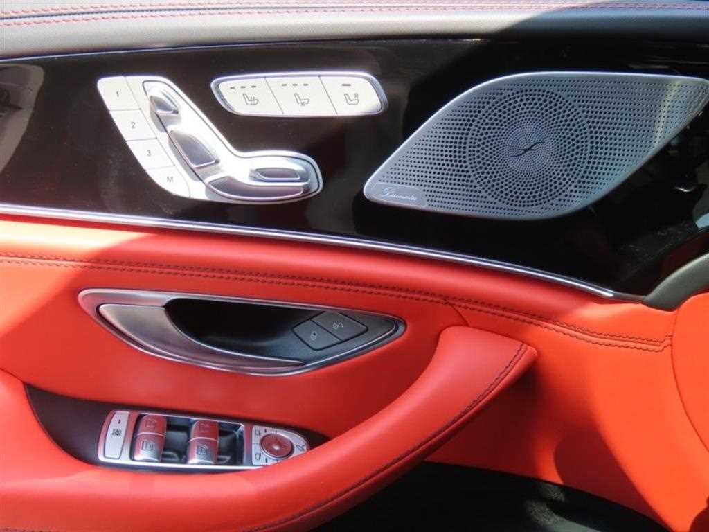 Mercedes Benz AMG GT - Vista 12