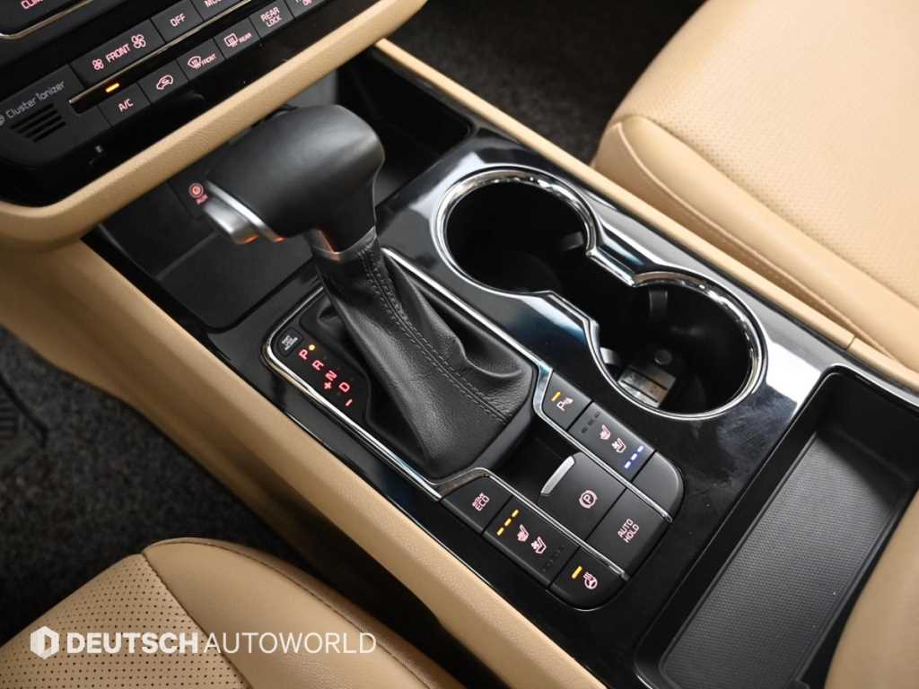 KIA Carnival - Vista 9