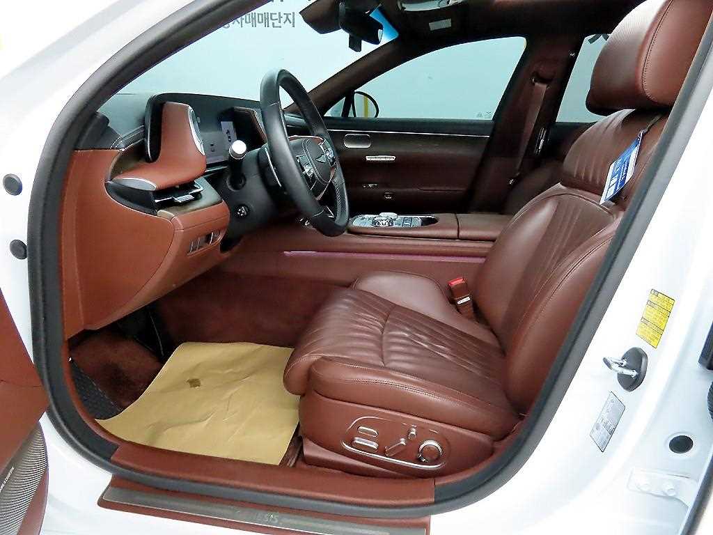 Genesis G90 - Vista 5