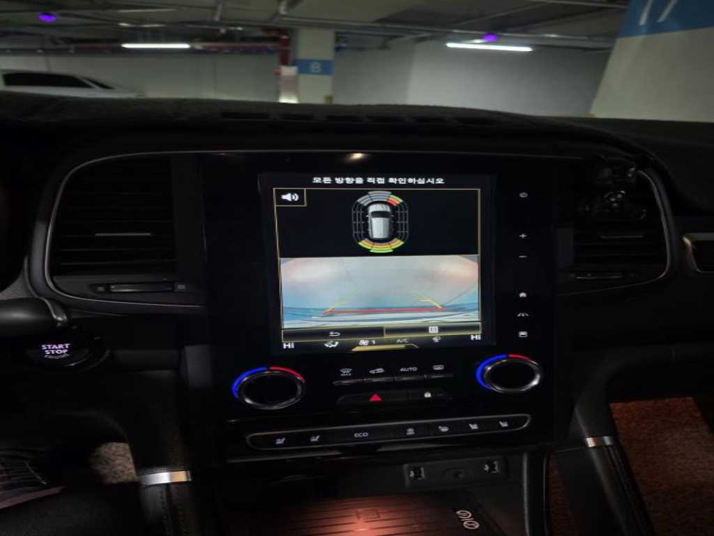 SAMSUNG QM6 - Vista 12