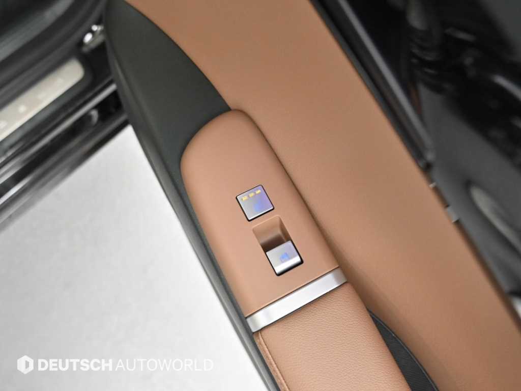 HYUNDAI Grandeur - Vista 5