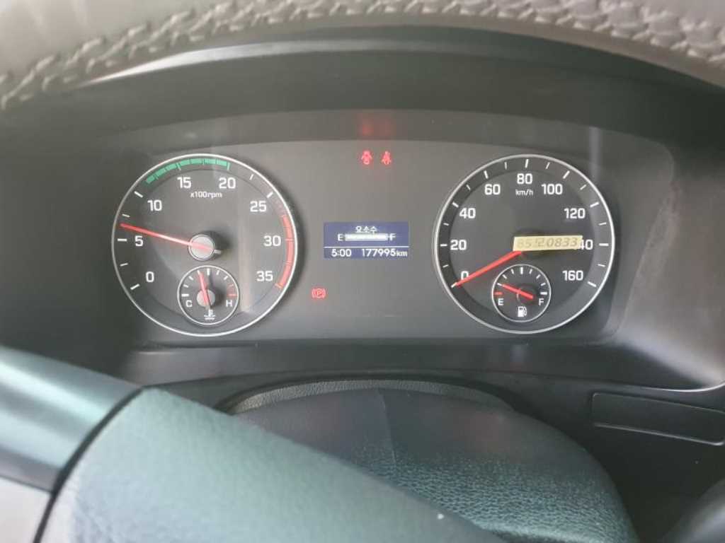 medium and large cargo truck 2020 Blanco - Importación desde Corea - HF Imports Iquique - Foto 19