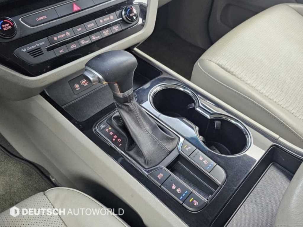 KIA Carnival - Vista 9