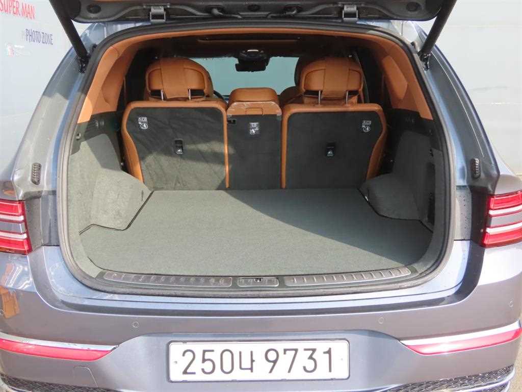 Genesis GV80 - Vista 5