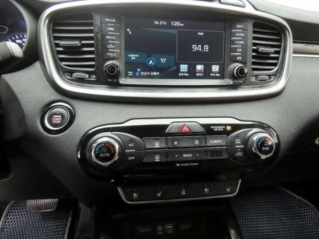 KIA Sorento - Vista 9