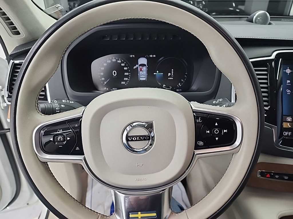 Volvo XC90 - Vista 9