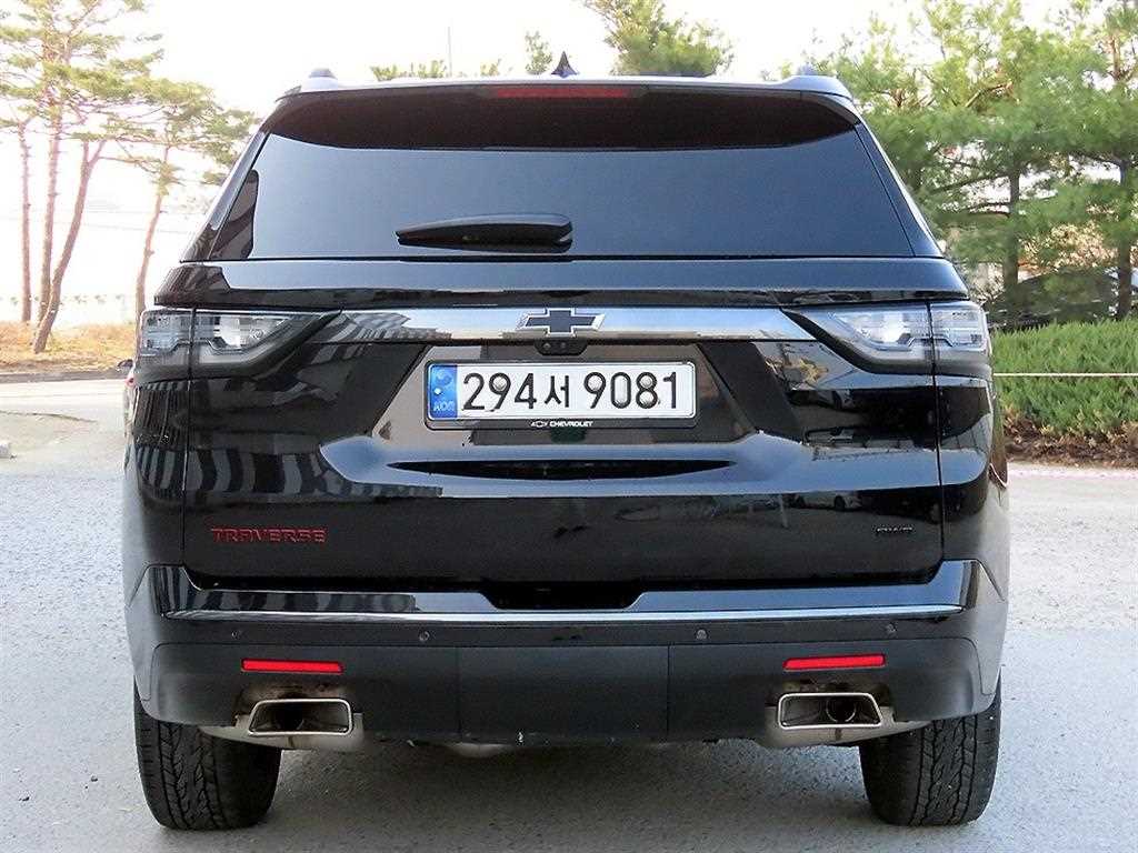 Chevrolet Travers - Vista 4