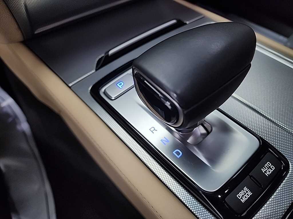 Genesis G80 - Vista 8