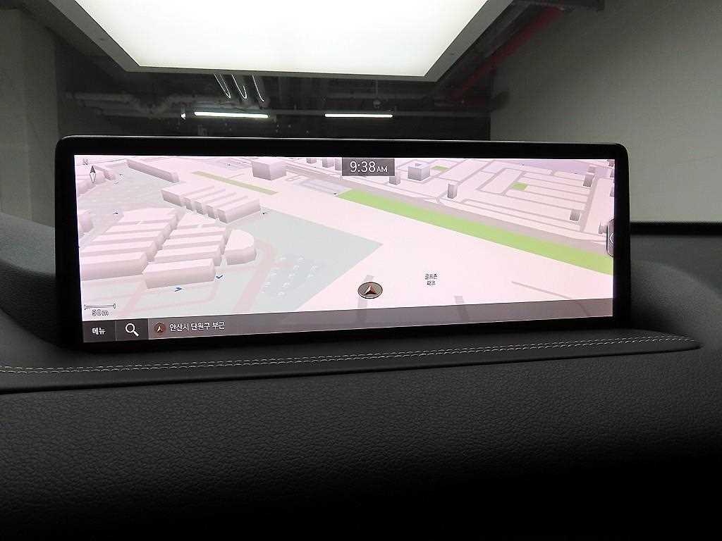 Genesis GV80 - Vista 9