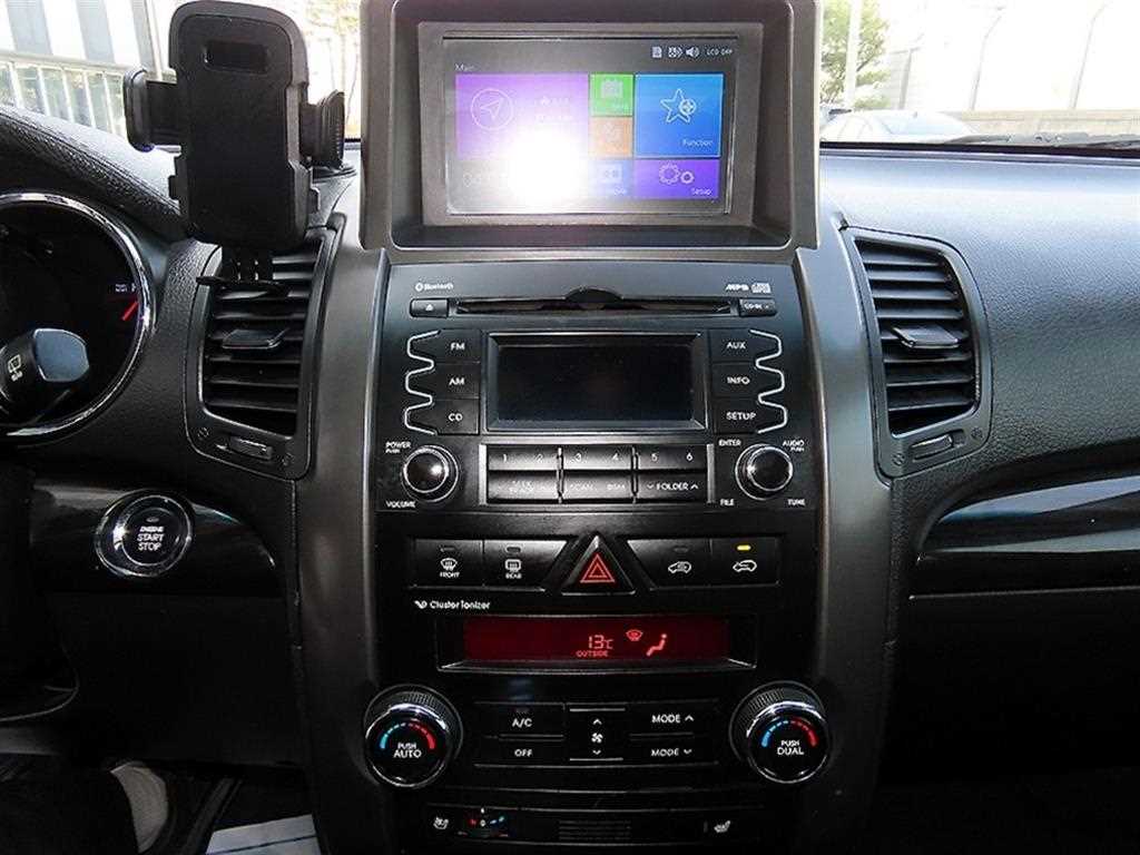 KIA Sorento 2011 Negro - Importación desde Corea - HF Imports Iquique - Foto 13