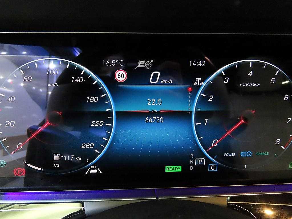 Mercedes Benz CLS Class - Vista 9