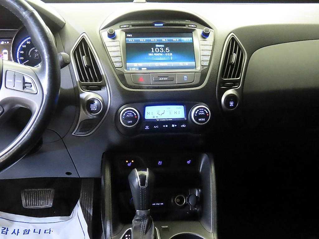 HYUNDAI Tucson - Vista 11