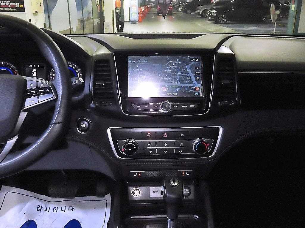 Ssangyong Rexton - Vista 11