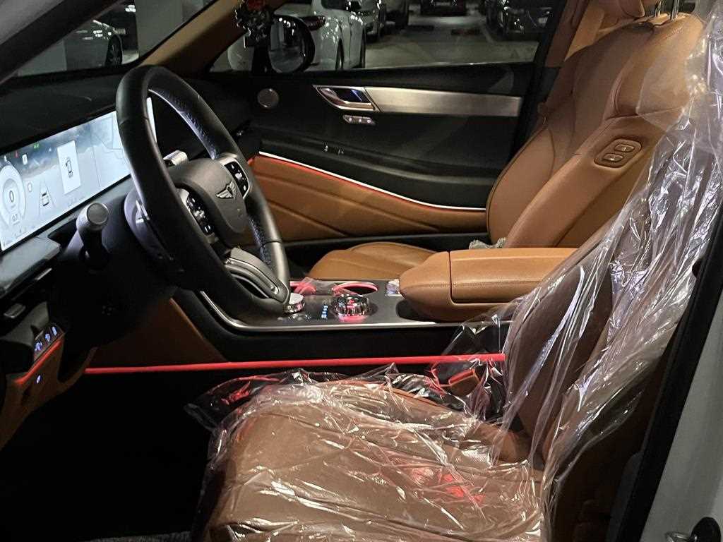 Genesis GV80 - Vista 6