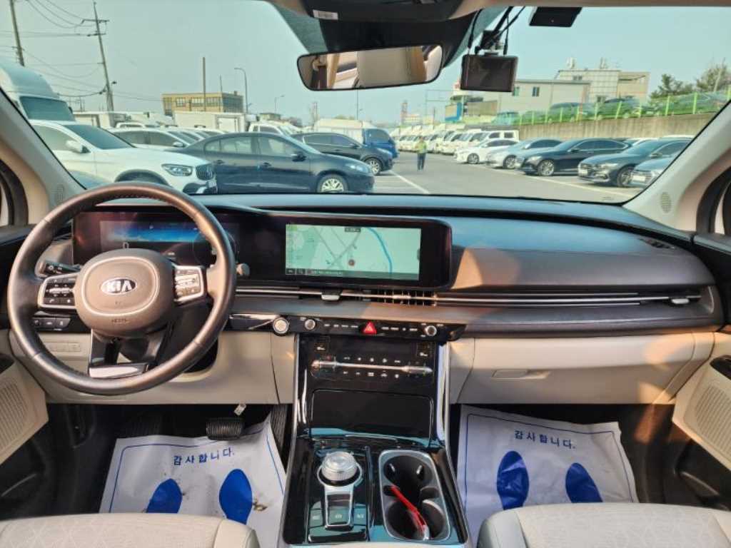 KIA Carnival - Vista 6