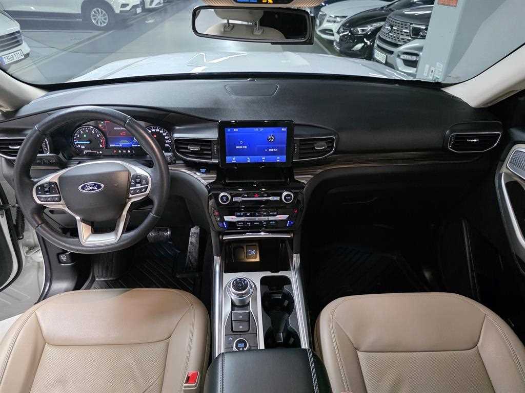 Ford Explorer - Vista 9