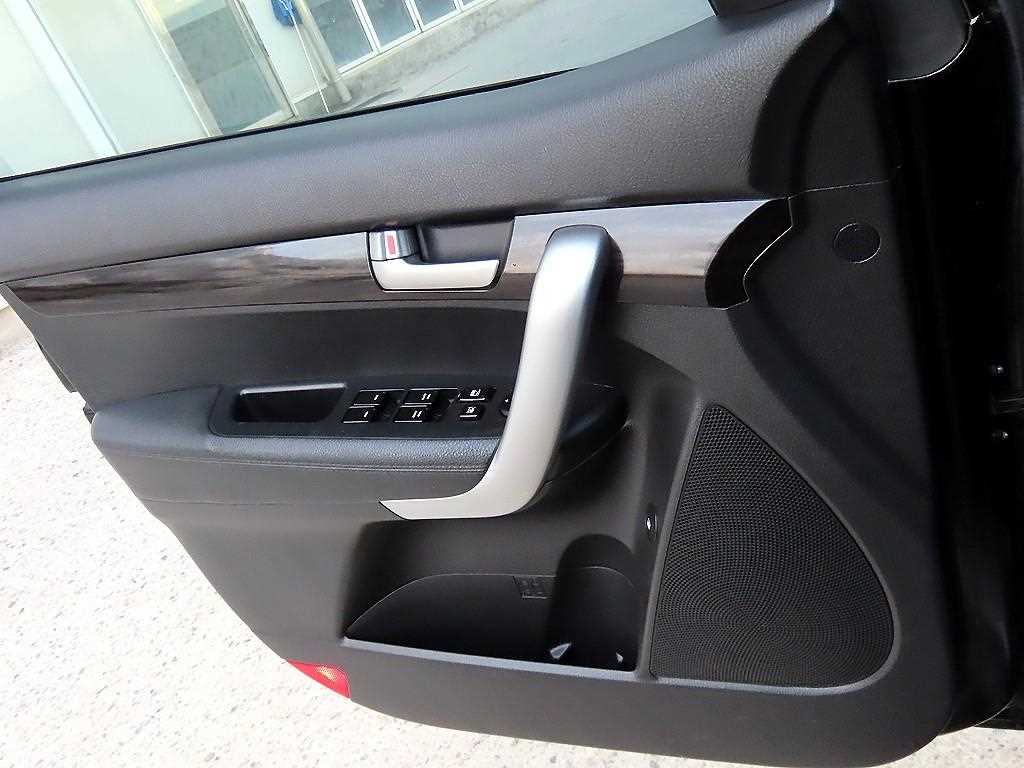 KIA Sorento - Vista 11