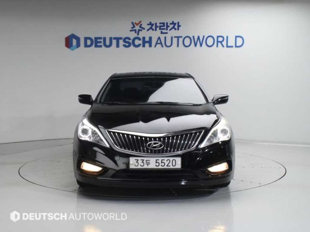 HYUNDAI Grandeur - Vista 3