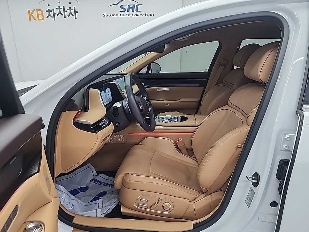 Genesis G90 - Vista 11