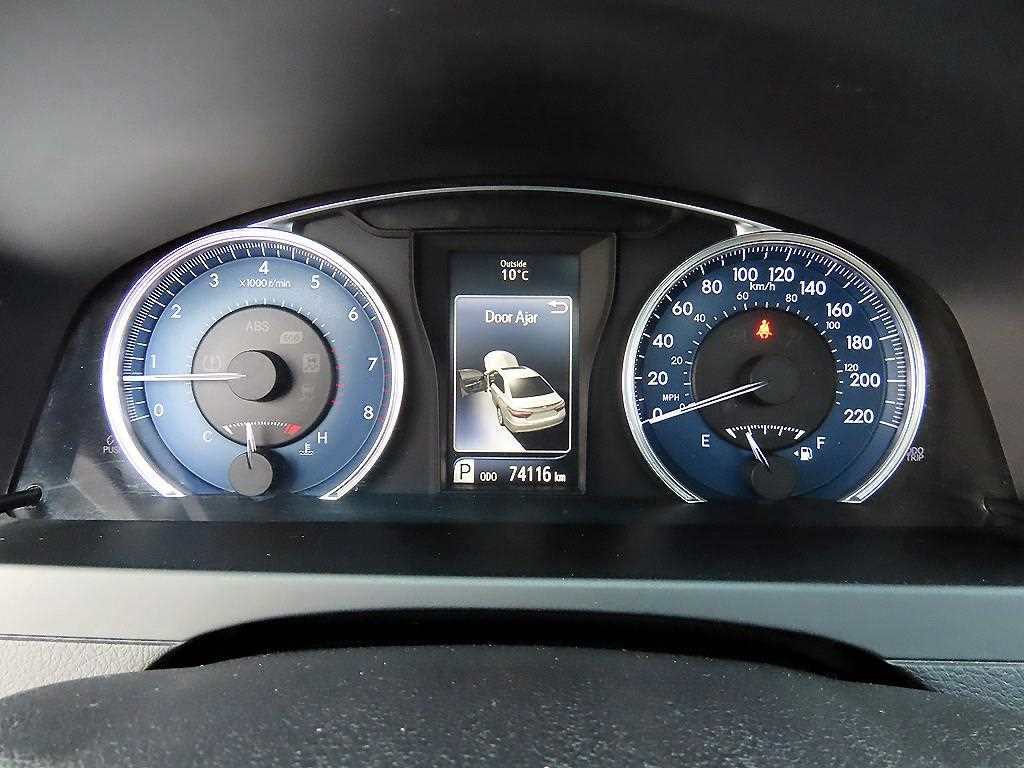 Toyota Camry - Vista 9