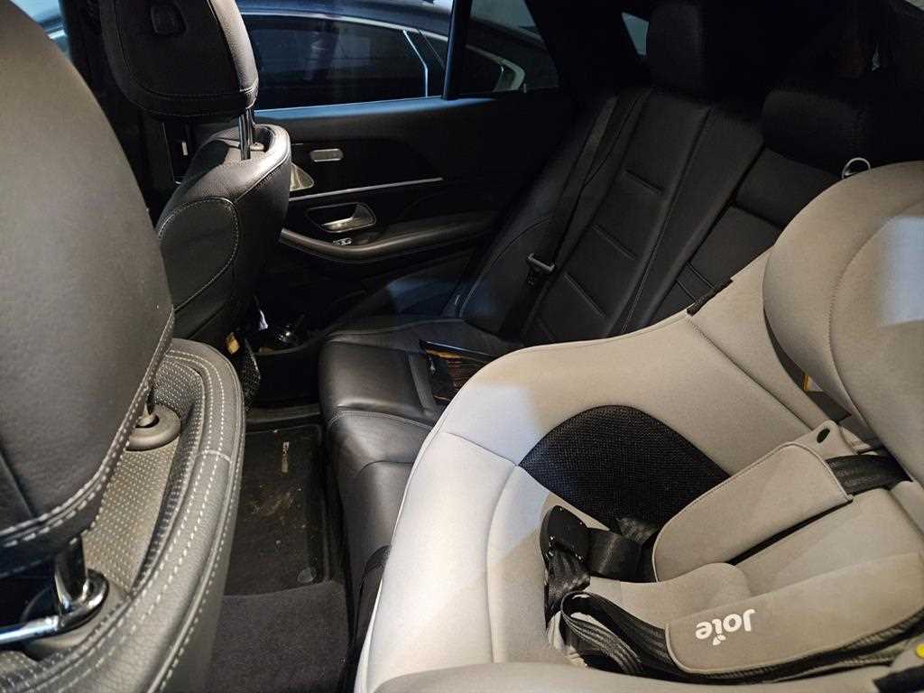 Mercedes Benz GLE Class - Vista 6