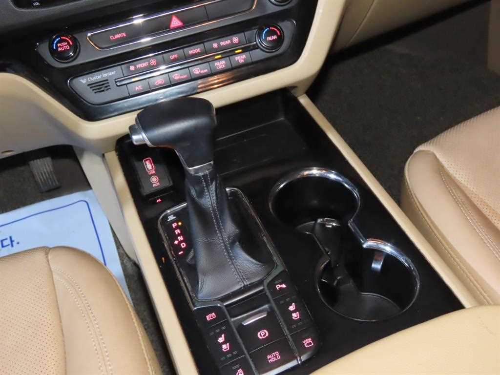 KIA Carnival 2019 Blanco - Importación desde Corea - HF Imports Iquique - Foto 14