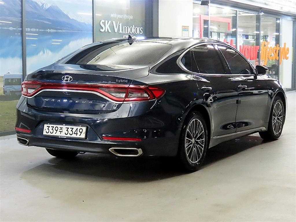 HYUNDAI Grandeur - Vista 4