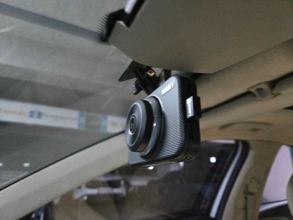 Genesis G70 2018 Blanco - Importación desde Corea - HF Imports Iquique - Foto 15