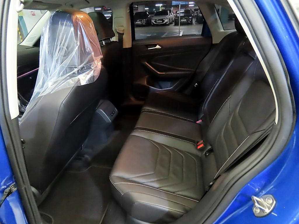 Volkswagen Jetta - Vista 7