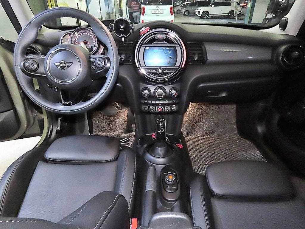 Mini Cooper - Vista 10