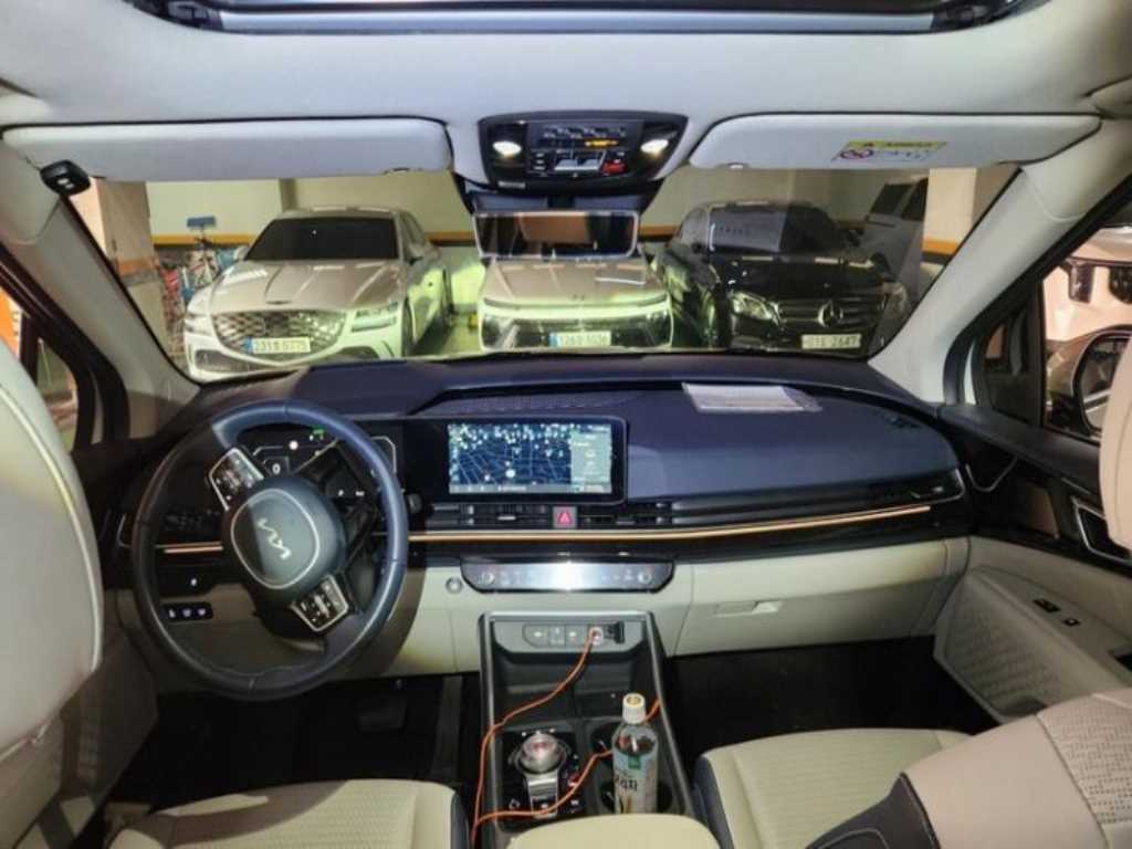 KIA Carnival - Vista 10