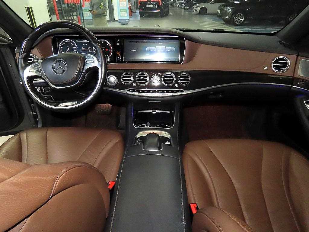 Mercedes Benz S Class - Vista 10