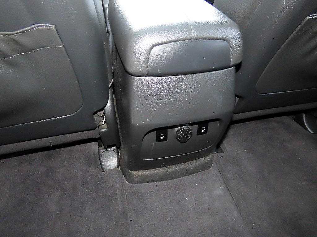 KIA Sorento 2011 Negro - Importación desde Corea - HF Imports Iquique - Foto 16