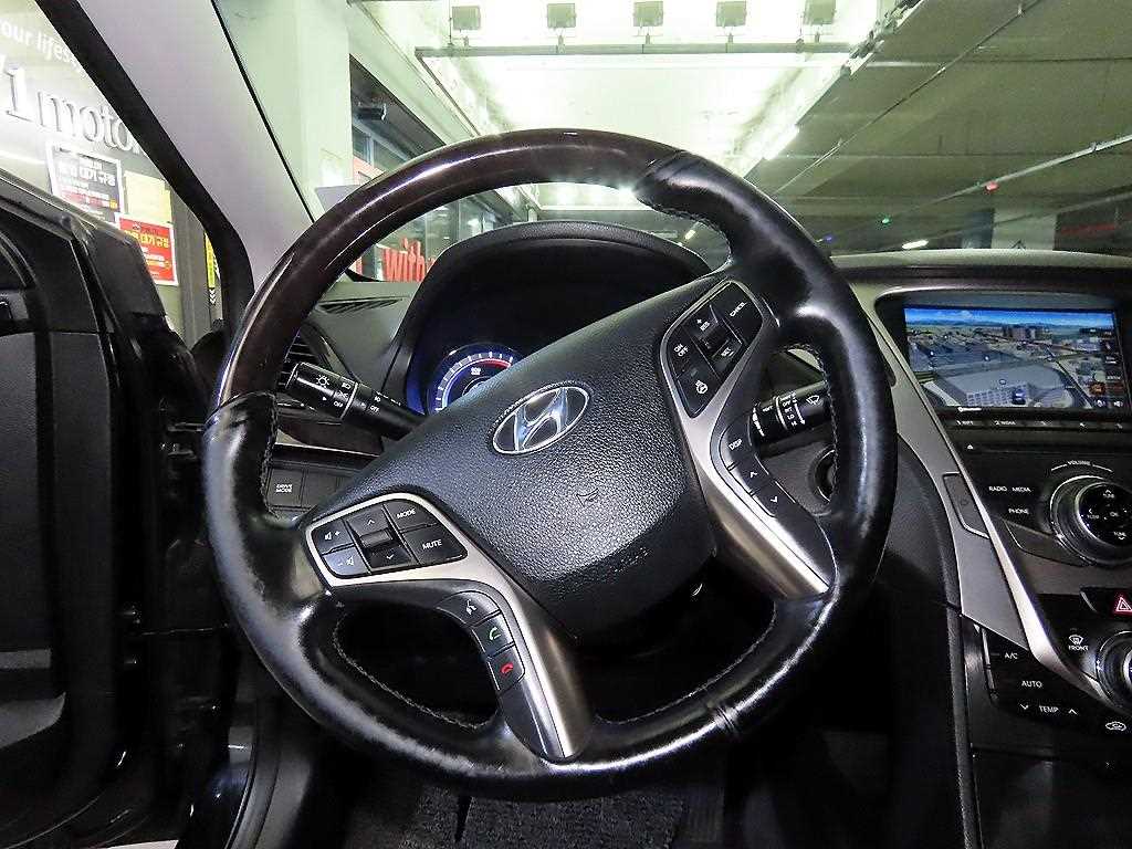 HYUNDAI Grandeur - Vista 8