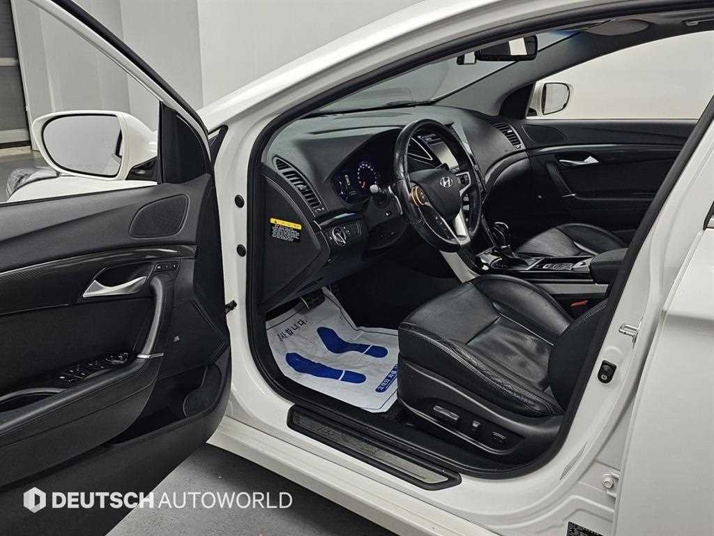 HYUNDAI i40 - Vista 11