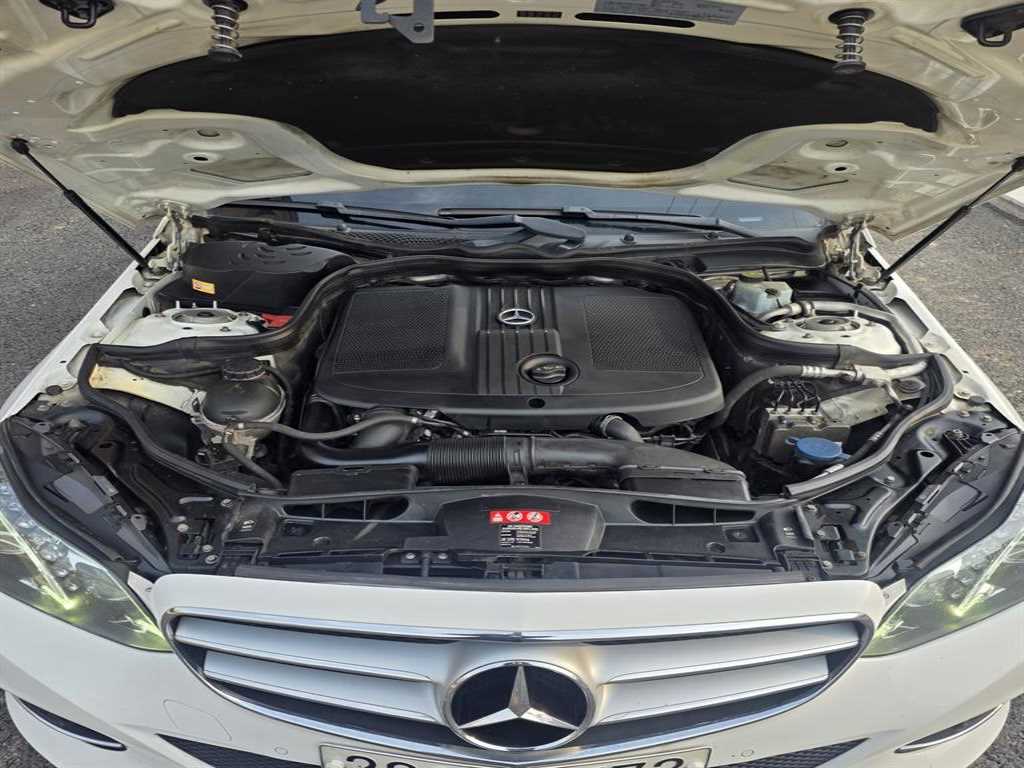 Mercedes Benz E class 2016 Blanco - Importación desde Corea - HF Imports Iquique - Foto 14