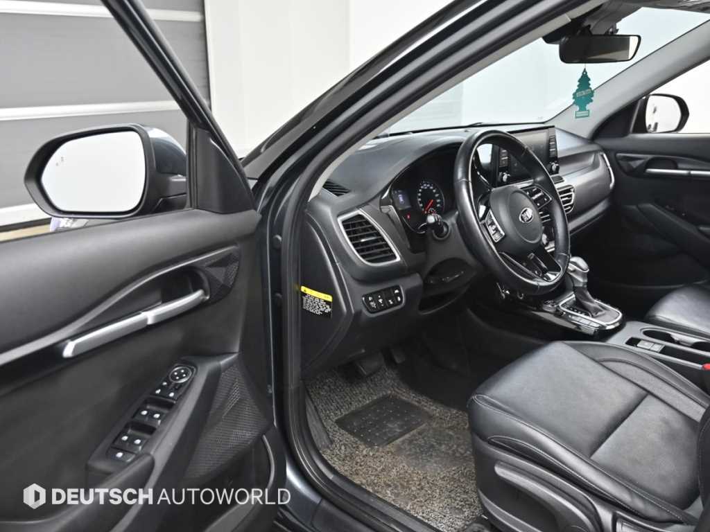 KIA Seltos - Vista 11