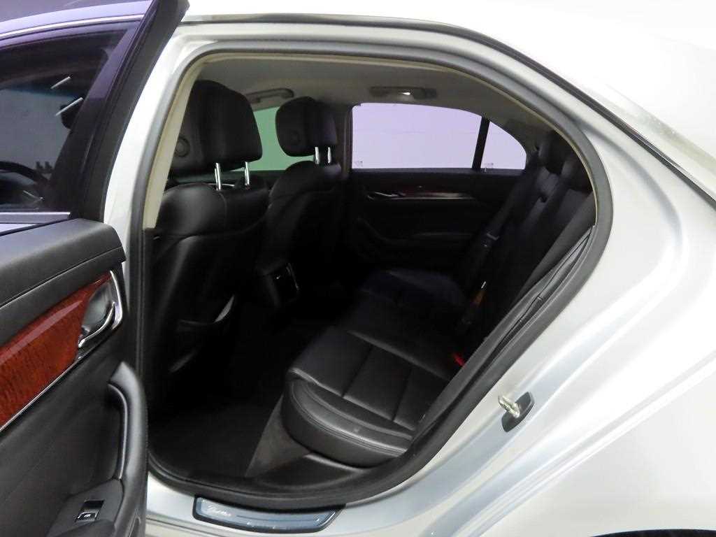 Cadillac CTS - Vista 10