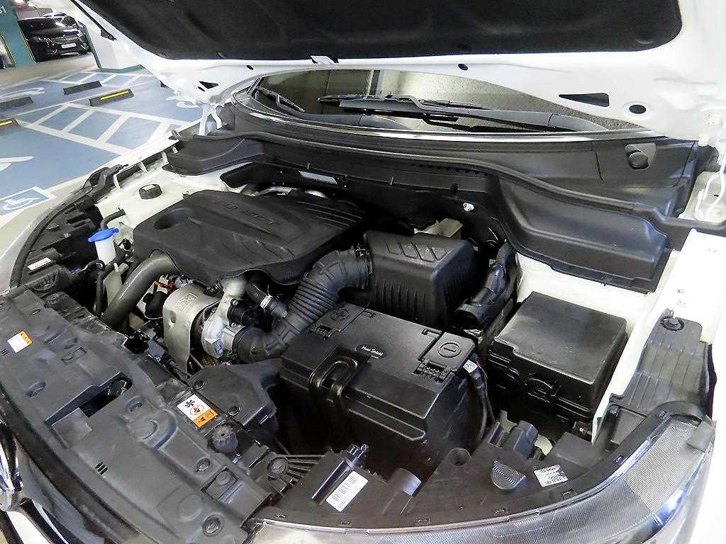 Ssangyong Tivoli 2023 Blanco - Importación desde Corea - HF Imports Iquique - Foto 19