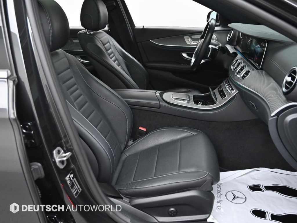 Mercedes Benz E class - Vista 10