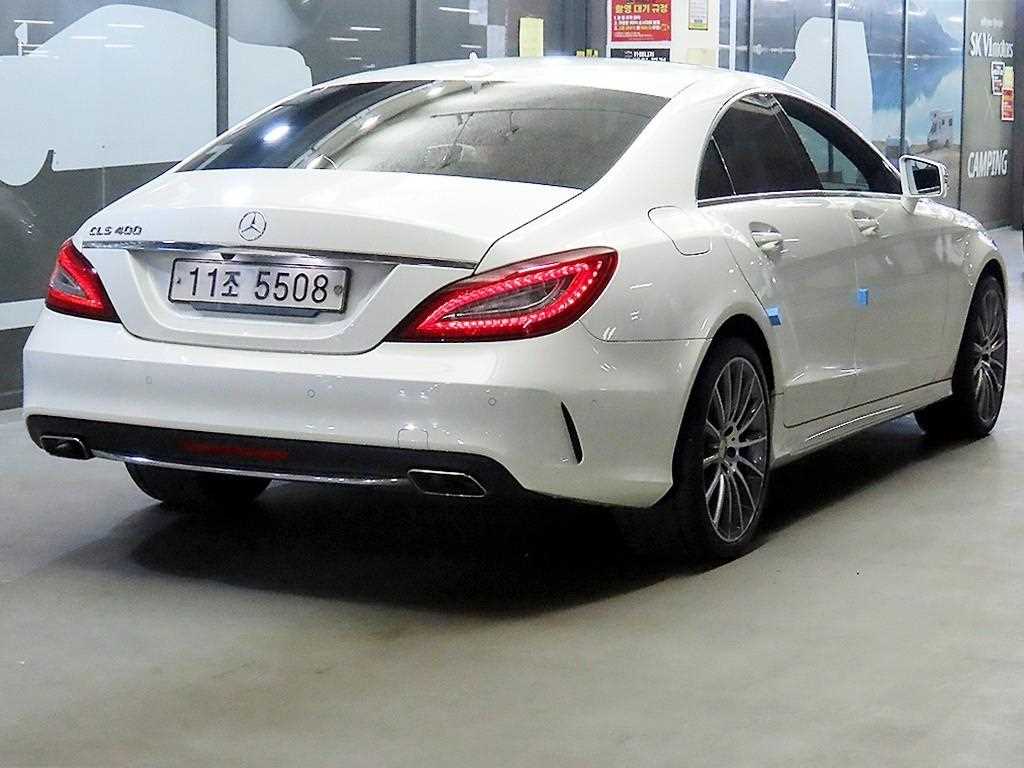 Mercedes Benz CLS Class - Vista 4