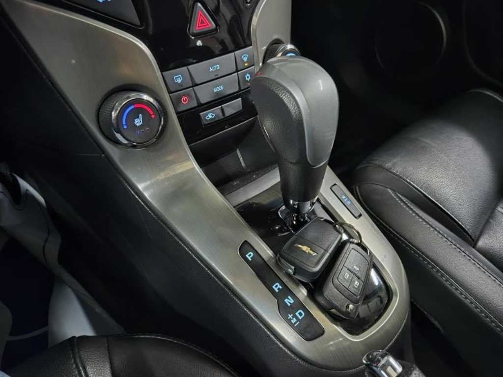 Chevrolet Cruise 2016 Negro - Importación desde Corea - HF Imports Iquique - Foto 16