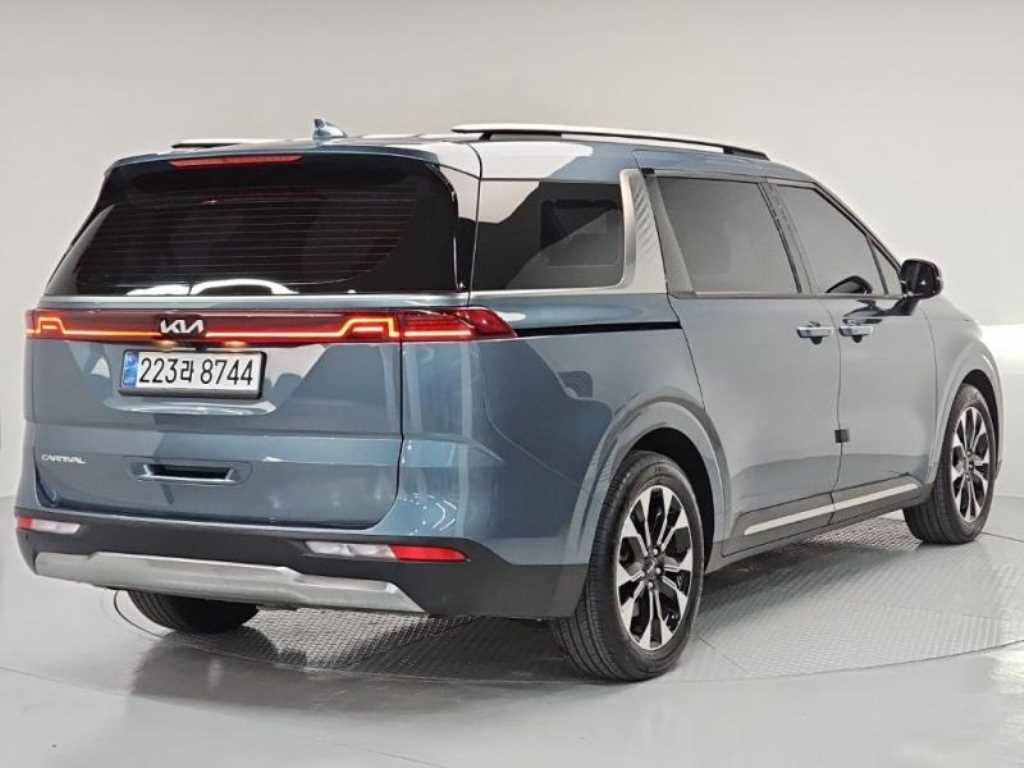 KIA Carnival - Vista 4