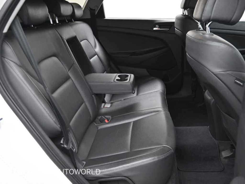 HYUNDAI Tucson - Vista 12