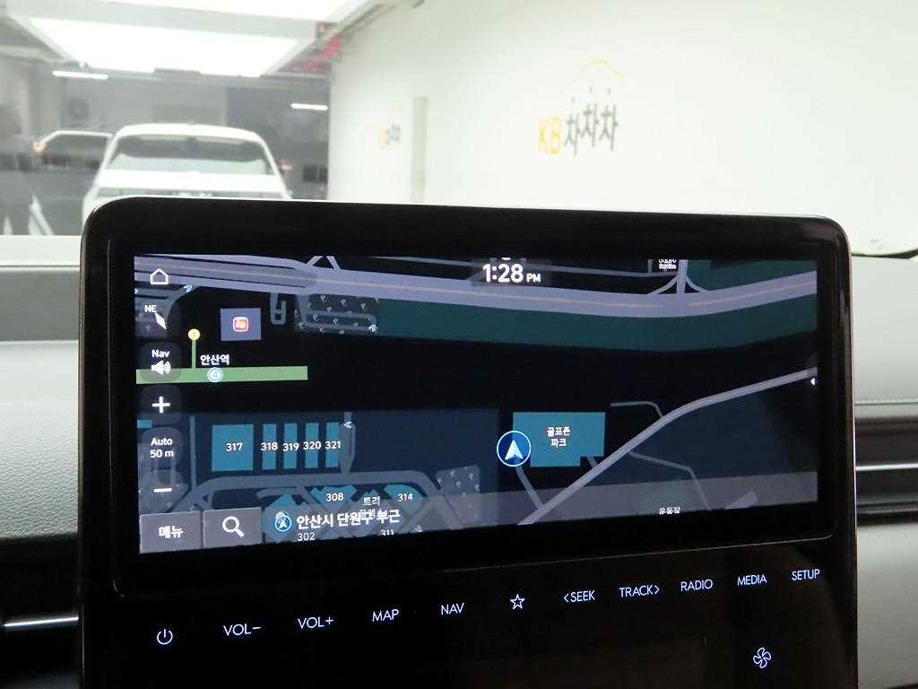 HYUNDAI Staria - Vista 9