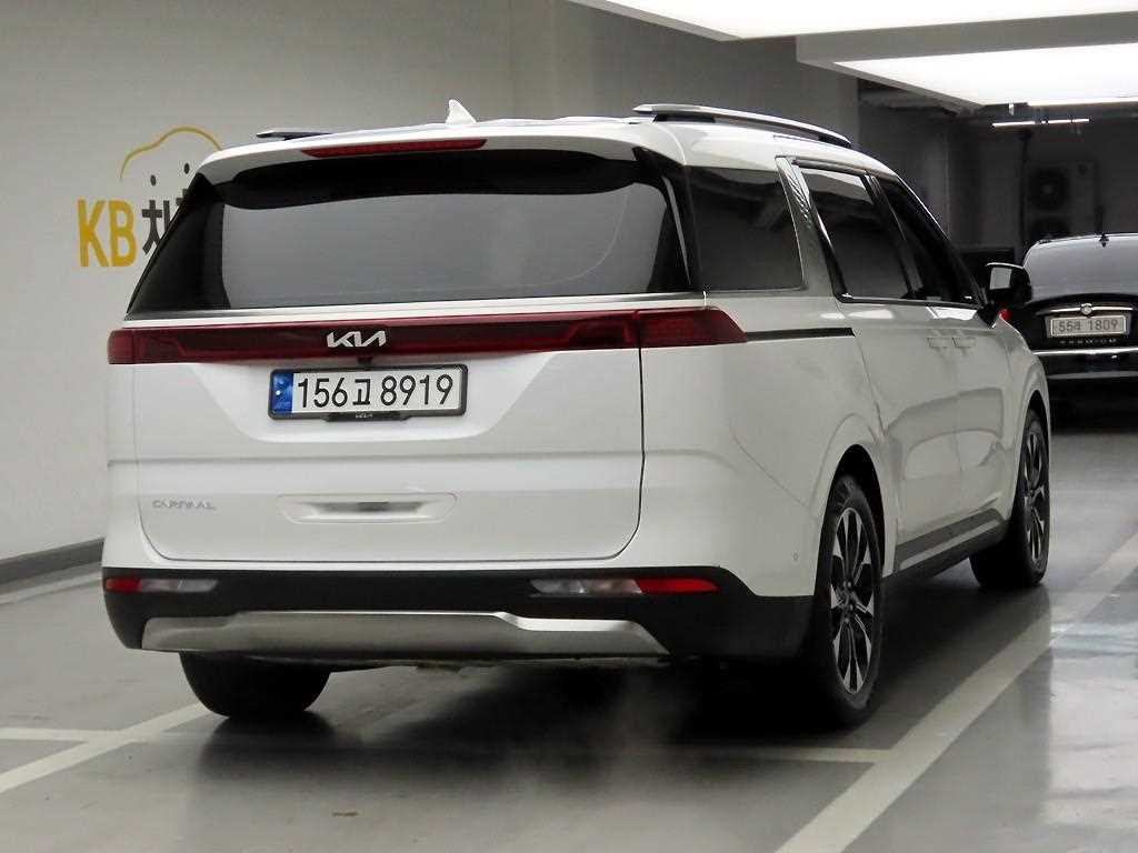 KIA Carnival - Vista 4