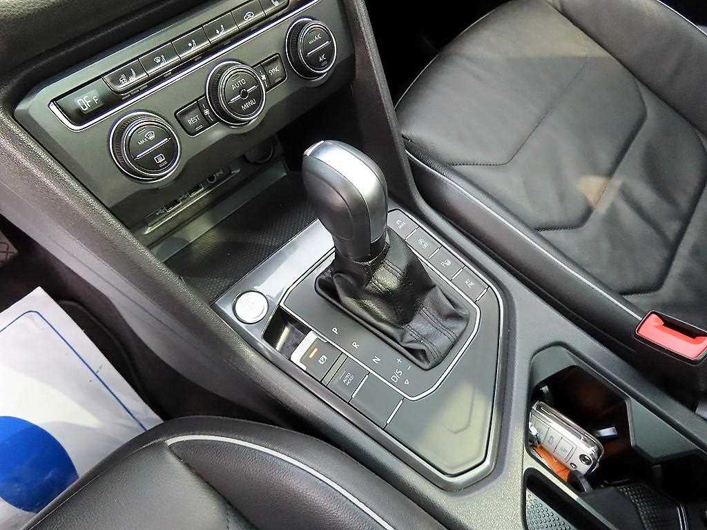 Volkswagen Tiguan - Vista 11