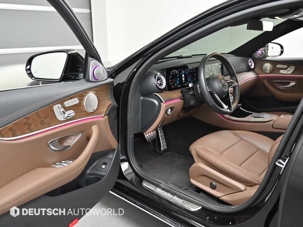 Mercedes Benz E class - Vista 11