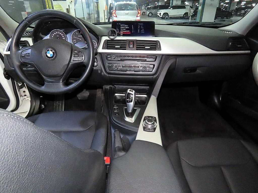 BMW 3 series - Vista 10