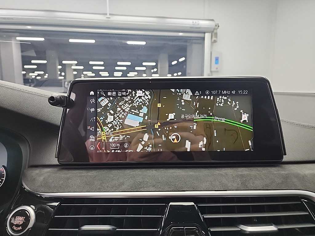 BMW 5 Series 2018 Gris - Importación desde Corea - HF Imports Iquique - Foto 15